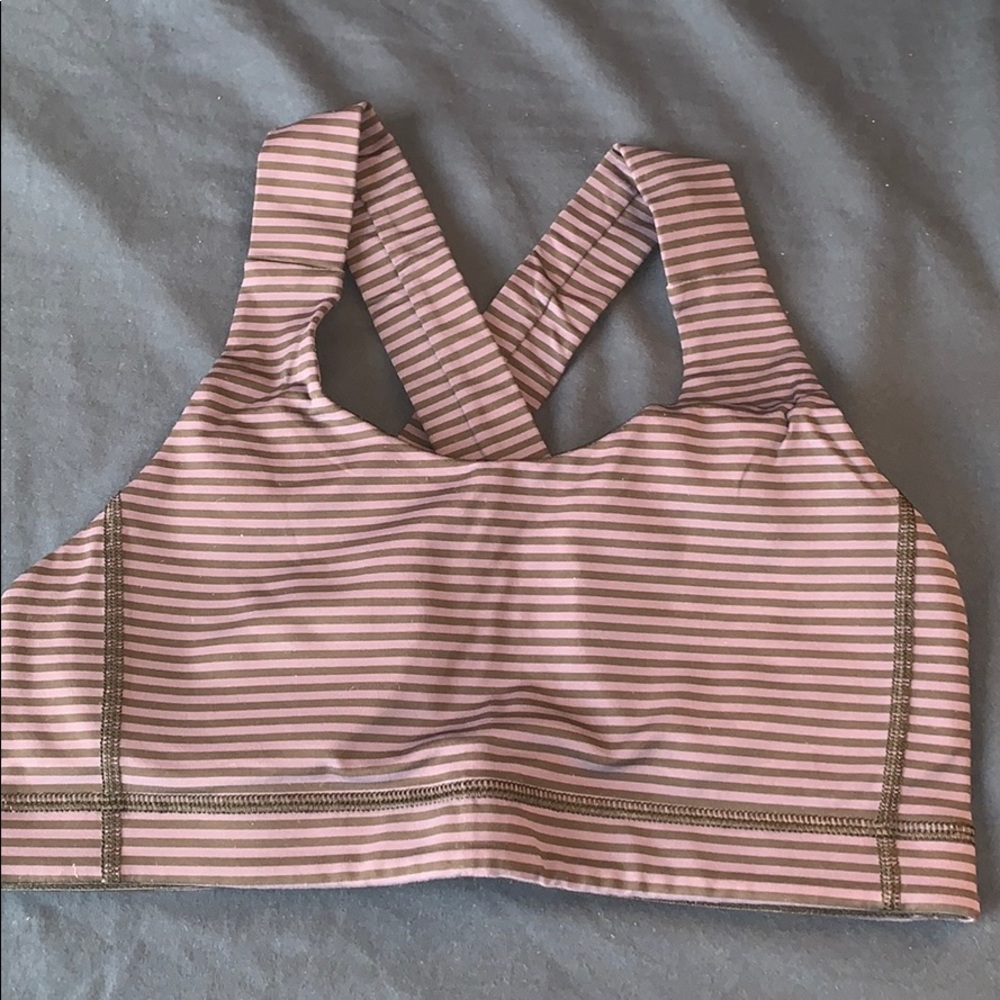 Lululemon sports bra size 8